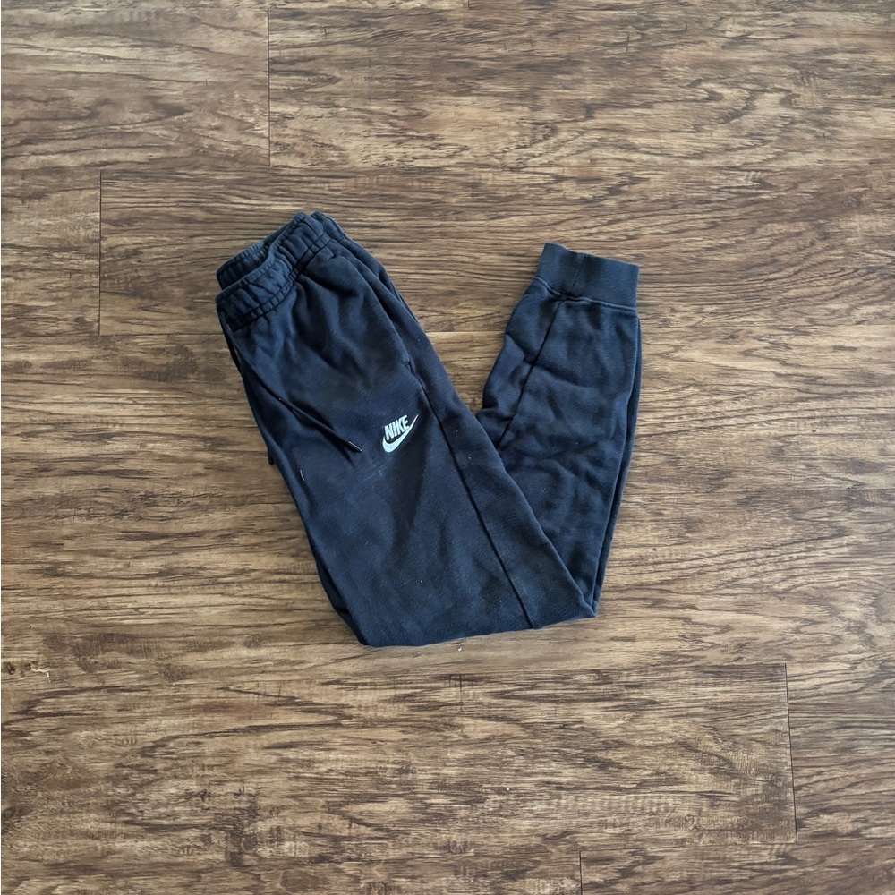XS Women’s Nike Cuffed Sweatpants / Joggers